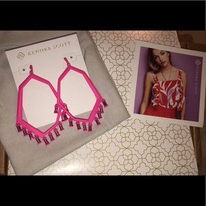 Kendra Scott Thomas matte magenta drop earrings